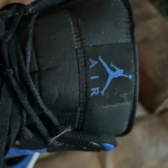 Jordan Black and Blue High-Top Sneakers - Picture 4 of 5